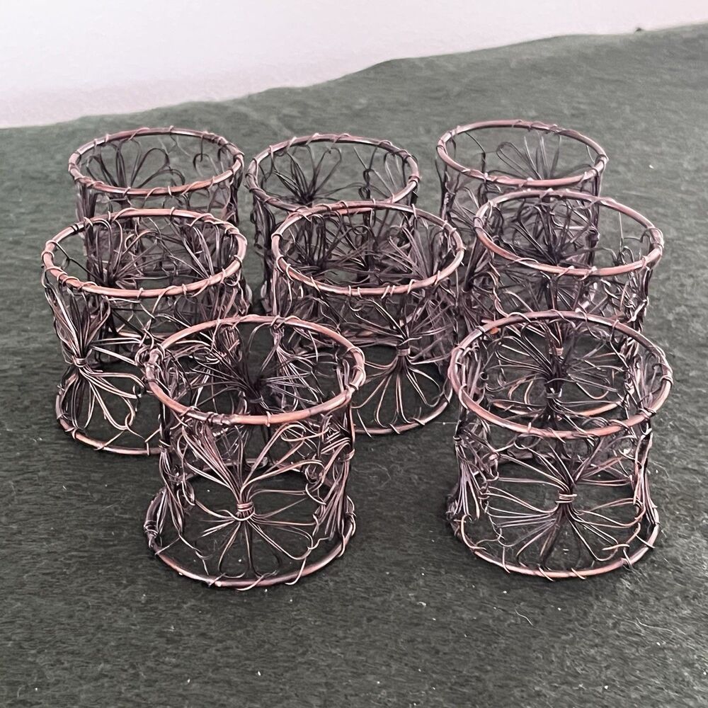 Set of 8 Floral Metal Napkin Rings Holders Antique Bronze Color 2”x 2”